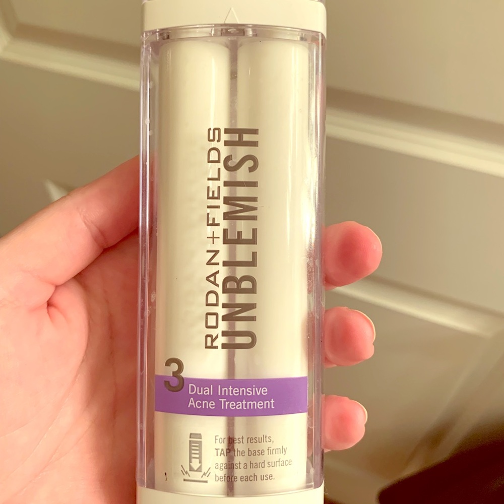 Dual intensive acne treatment